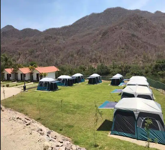 Camp at Mateos Lake