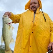 Great black bass catch at Presa Huites